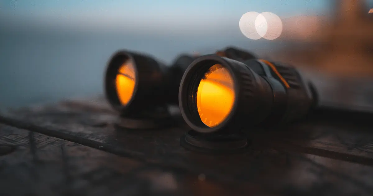 Os 6 melhores binóculos com visão noturna em 2026